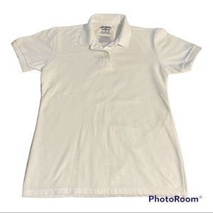 Gildan Dry Blend 50%Cotton & 59%Polyester White to Ladies in Size Small